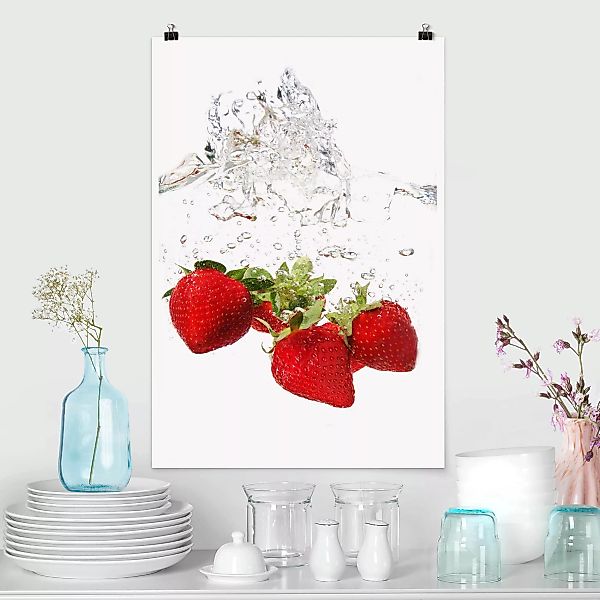 Poster Küche - Hochformat Strawberry Water günstig online kaufen