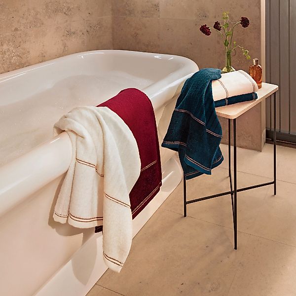 Möve Handtuch "Vibrant Opulence Uni" aus Baumwolle und Lyocell gefertigt günstig online kaufen