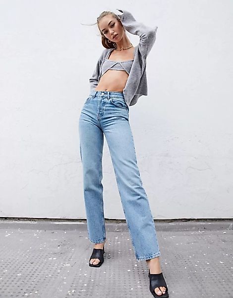 ASOS DESIGN – 90er-Jeans mit mittelhohem Bund und geradem Schnitt in Grün-B günstig online kaufen