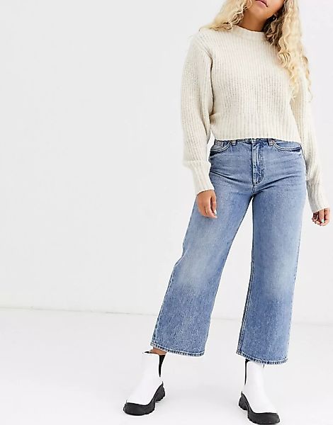 Monki – Mozik – Jeans aus Bio-Baumwolle mit weitem Bein in Altblau günstig online kaufen