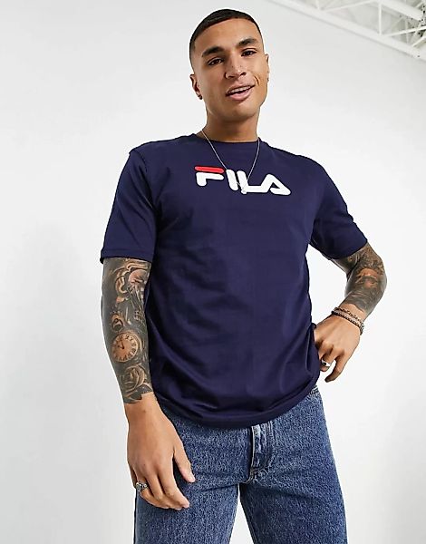 Fila – Eagle – T-Shirt mit großem Logo auf der Brust in Marineblau günstig online kaufen