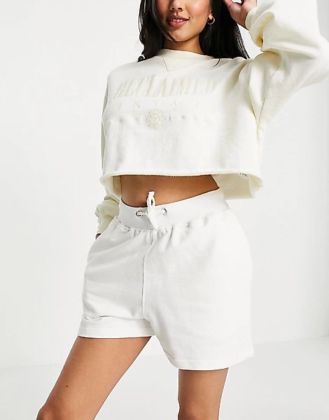 Urban Bliss – Shorts mit Kordelzug in Weiß günstig online kaufen