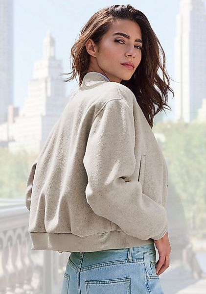 LASCANA Bomberjacke mit Rippbündchen, Pilotenjacke mit Druckknöpfen und Tas günstig online kaufen