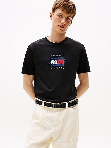 Tommy Hilfiger T-Shirt LINEAR FLAG GRAPHIC Rundhals, regular fit, Jersey günstig online kaufen