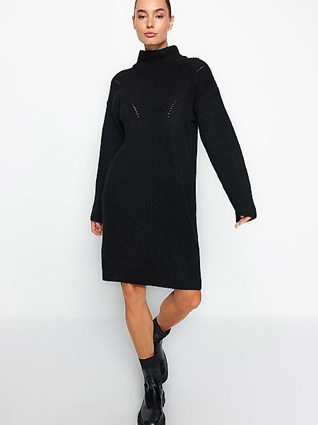 Trendyol Midikleid (1-tlg) Lochmuster günstig online kaufen