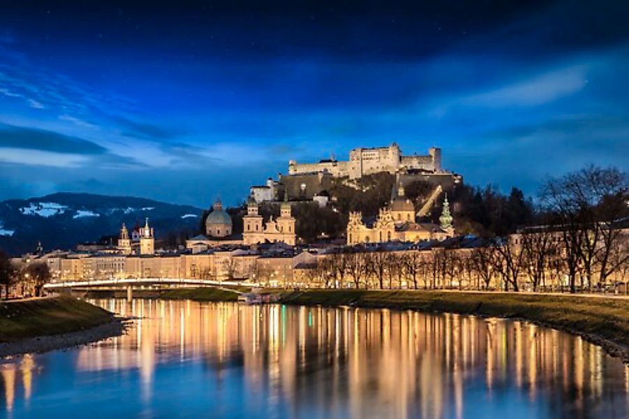 Papermoon Fototapete »Burg bei Nacht« günstig online kaufen