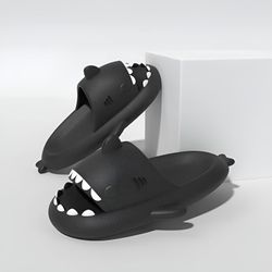 Corimori Bequeme Hai Badeschuhe im Haifisch-Design günstig online kaufen