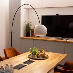 s.luce Stehlampe Ball Bogenlampe mit Marmorfuß günstig online kaufen