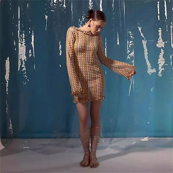 RUZU UG Dirndl Rückenfreies, langärmliges Damenkleid aus kontrastfarbener S günstig online kaufen