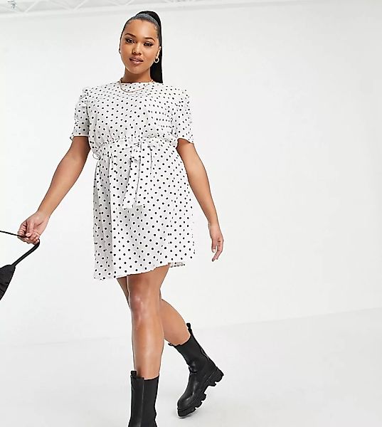 Urban Bliss Plus – Gepunktetes Kleid mit U-Ausschnitt und gerafften Ärmeln- günstig online kaufen