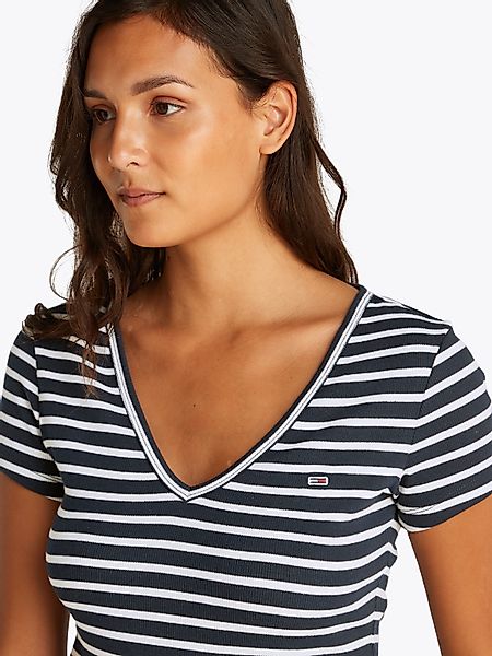 Tommy Jeans T-Shirt "TJW SLIM ESSENTIAL RIB V SS", mit Logostickerei günstig online kaufen