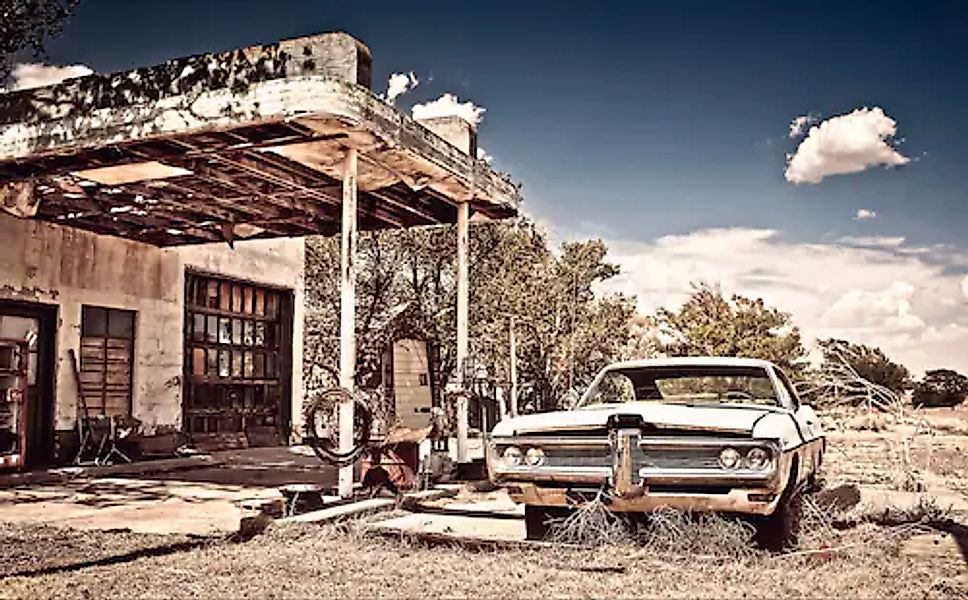 Papermoon Fototapete »Verlassene Tankstelle« günstig online kaufen