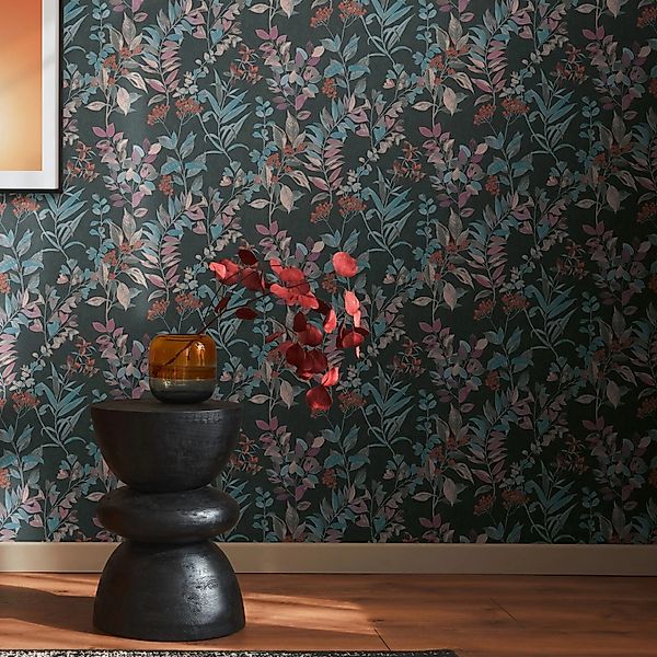 Bricoflor Schwarze Tapete Mit Blumen Gemalt Design Vliestapete Floral Glatt günstig online kaufen