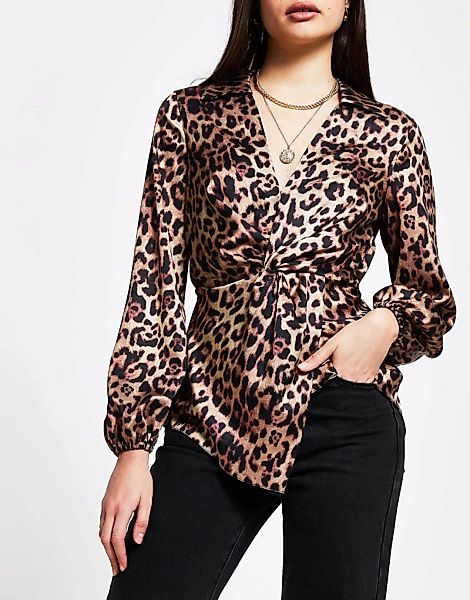 River Island – Hemd mit Leopardenmuster und verdrehter Vorderseite in Braun günstig online kaufen