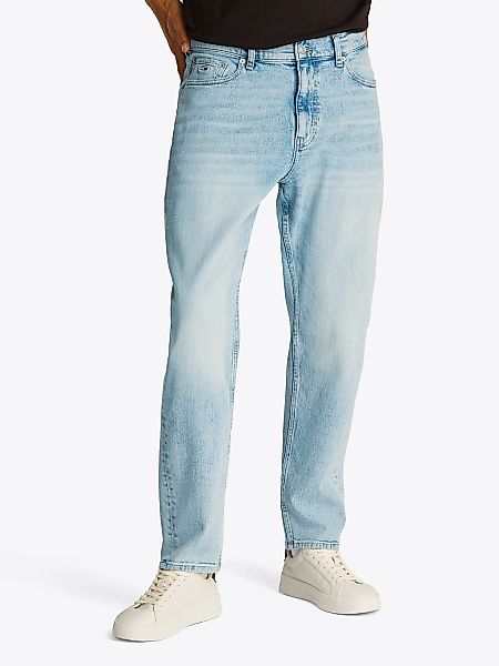 Tommy Jeans Gerade Jeans "Isaac Relaxed Tapered", Relaxed‑Fit‑Jeans mit kon günstig online kaufen