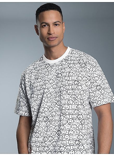 Trigema T-Shirt "TRIGEMA T-Shirt mit freundlichem Smiley-Muster", (1 tlg.) günstig online kaufen