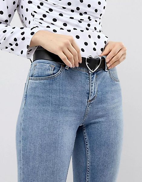 ASOS DESIGN – Silberner Taillen- und Hüftgürtel für Jeans mit herzförmiger günstig online kaufen