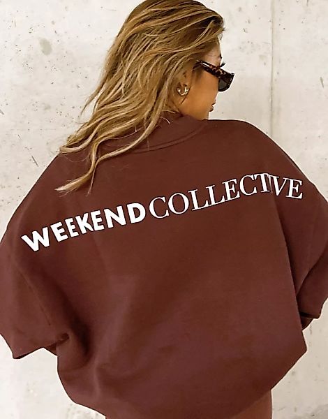 ASOS – Weekend Collective – Oversized-Sweatshirt mit Rückenlogo in Braun günstig online kaufen