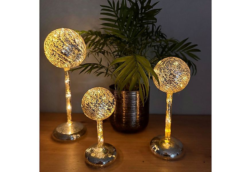 Online-Fuchs LED Dekolicht - 3 Glaskugeln mit Standfuß, LED-Lichterkette un günstig online kaufen