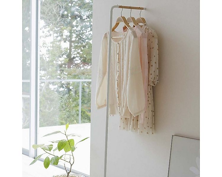 Yamazaki Garderobenständer "Tower" zum Anlehnen an die Wand 160cm, Kleiders günstig online kaufen