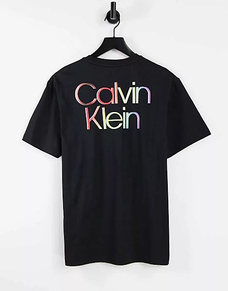 Calvin Klein – Pride – Lässiges T-Shirt in Schwarz mit Print am Rücken und günstig online kaufen