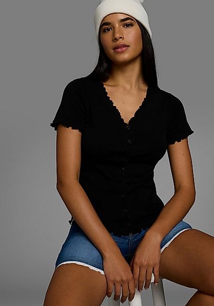 KangaROOS T-Shirt mit Knopfleiste und verspieltem Rollsaum günstig online kaufen