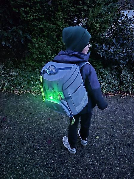 Illes-Laedchen LED Blinklicht LED Rucksack Blinklicht Schulranzen Licht USB günstig online kaufen