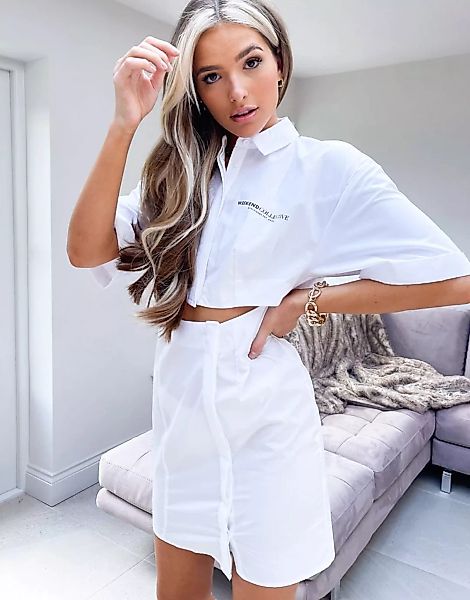 ASOS – Weekend Collective – Mini-Hemdkleid mit Zierausschnitt in Weiß günstig online kaufen