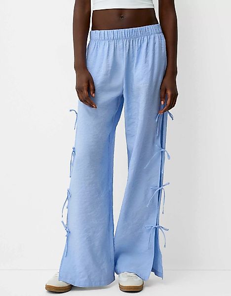 Bershka Fließende Hose Mit Seitentasche Damen Xs Hellblau günstig online kaufen