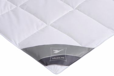 Haeussling Daunenbettdecke "Königstraum - First Class" leicht Füllung 90Dau günstig online kaufen