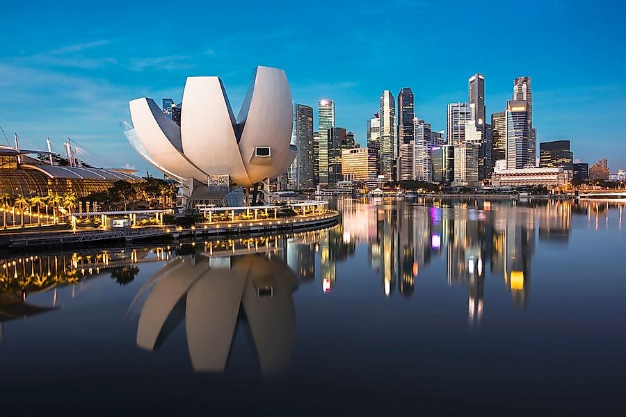 queence Acrylglasbild "Am Wasser" Elemente der Architektur  Gebäude  Skylin günstig online kaufen