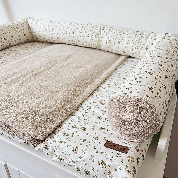 LittleANTunique Wickelauflage WICKELTISCHAUFLAGE FLOWERS günstig online kaufen