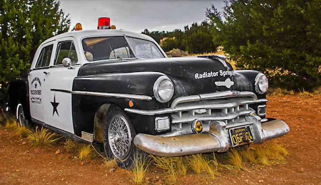 Papermoon Fototapete »Altes Polizeiauto« günstig online kaufen