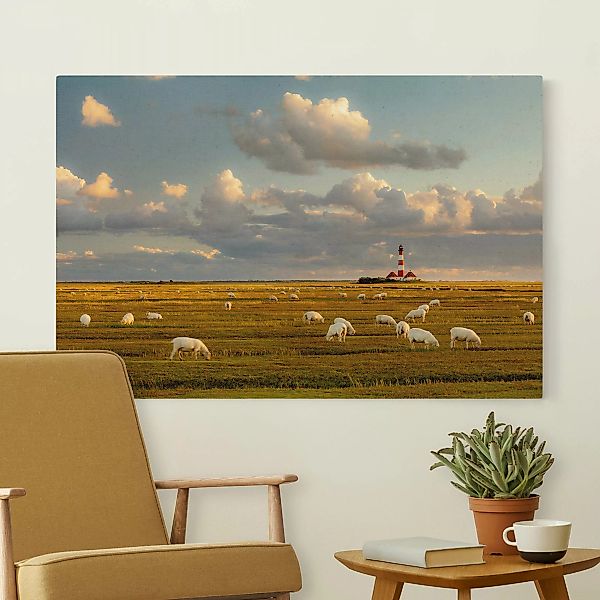 Leinwandbild auf Naturcanvas Nordsee Leuchtturm mit Schafsherde günstig online kaufen