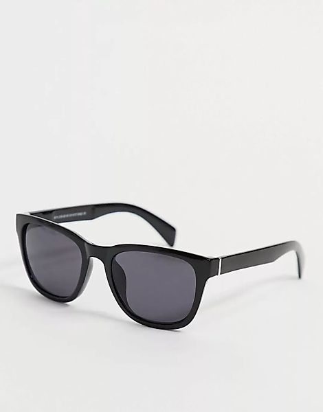 New Look – Retro-Sonnenbrille in Schwarz günstig online kaufen