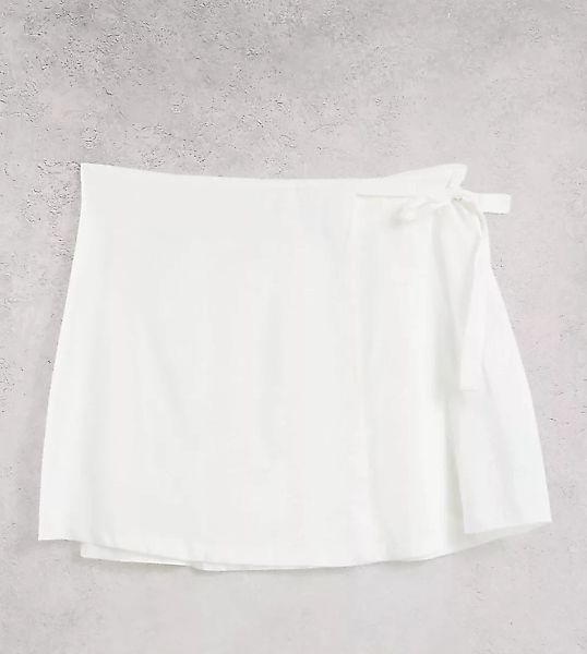 ASOS DESIGN Curve – Mini-Wickelrock in Weiß in Leinenoptik günstig online kaufen