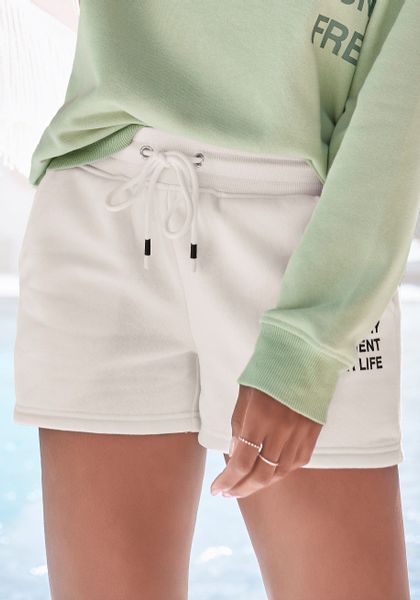 Buffalo Sweatshorts mit Statement Druck, Loungewear günstig online kaufen