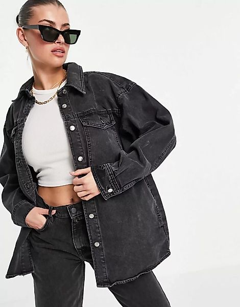 ASOS DESIGN – Oversize-Hemdjacke aus Denim in verwaschenem Schwarz günstig online kaufen