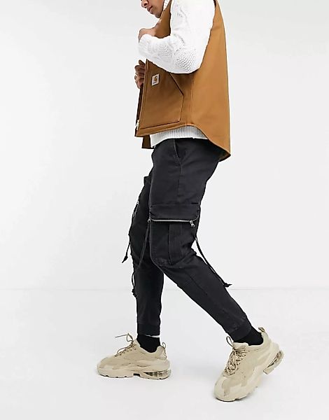 Bershka – Cargo-Jogginghose mit Reißverschlusstaschen in Schwarz günstig online kaufen