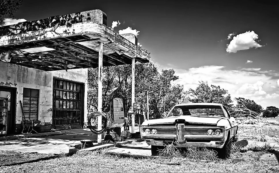 Papermoon Fototapete "Gebäude mit Auto Schwarz Weiß" günstig online kaufen