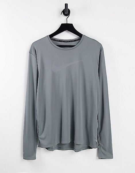 Nike Running – Run Division Miler Flash – Langärmliges Shirt in Grau günstig online kaufen