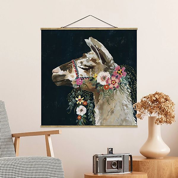 Stoffbild Tiere mit Posterleisten - Quadrat Lama mit Blumenschmuck II günstig online kaufen