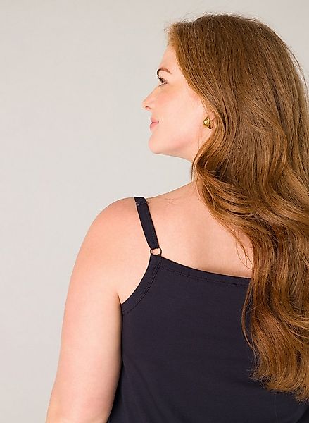 Base Level Curvy Spaghettitop Alexa Verstellbare Träger günstig online kaufen