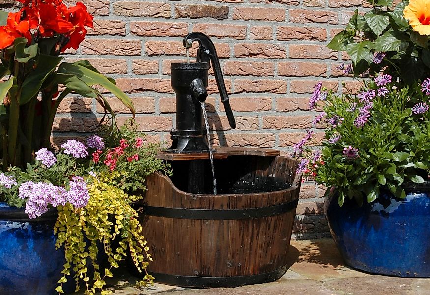 Ubbink AcquaArte Newcastle Gartenbrunnen Set Springbrunnen Holzfass günstig online kaufen