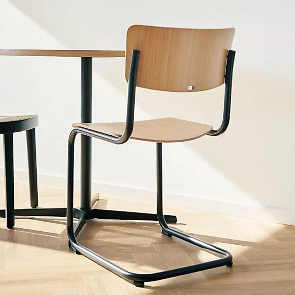 THONET S 43 | Edelholz Eiche | Stahlrohr-Freischwinger | Gestell schwarz ma günstig online kaufen