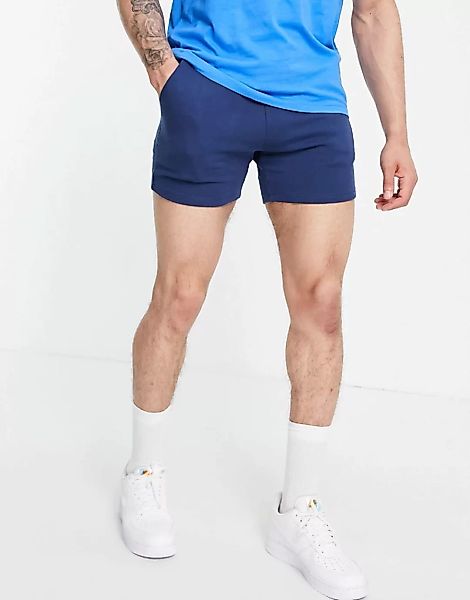 ASOS DESIGN – Enge, kürzer geschnittene Jersey-Shorts in Blau günstig online kaufen