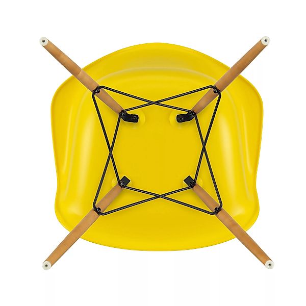 Vitra - Eames Plastic Armchair DAW Gestell Ahorn gelblich - sunlight/Sitzsc günstig online kaufen