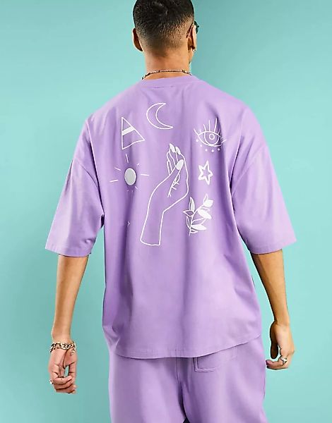 ASOS DESIGN – Oversize-T-Shirt aus lila Bio-Baumwolle mit Linienzeichnungsp günstig online kaufen