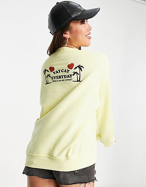 New Girl Order – Vaycay Everyday – Sweatshirt in Pastellgelb günstig online kaufen