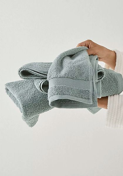 hessnatur Handtuch aus Bio-Frottee - grün - Größe 67x140 cm günstig online kaufen